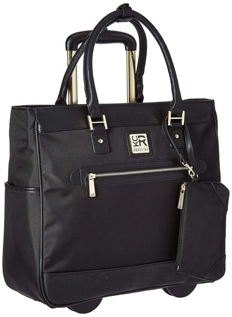 best travel tote with zipper.